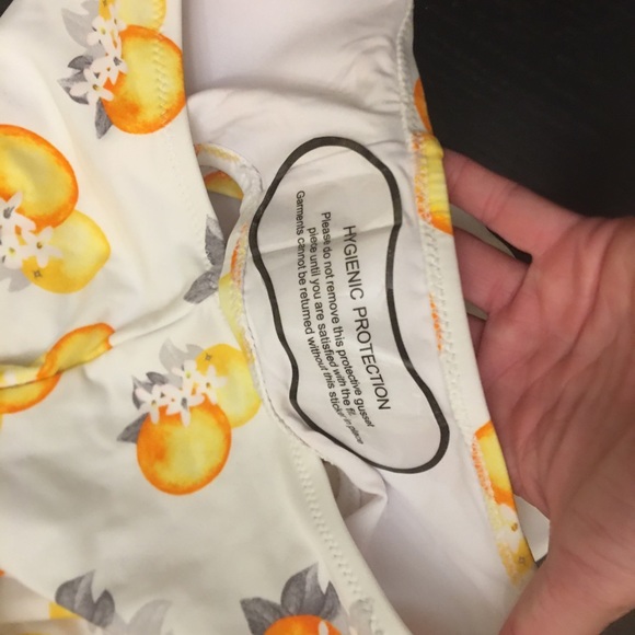 👙Cupshe one piece bathing suit NWT 🍊 - Picture 8 of 8